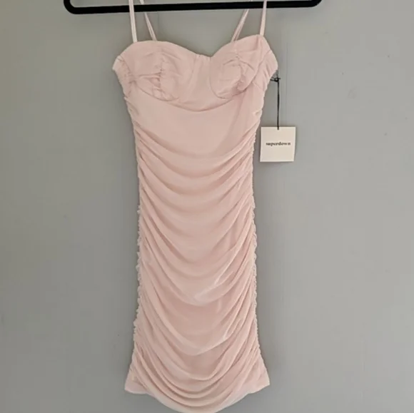 SUPERDOWN Tamzin ruched mini dress - Picture 8 of 10